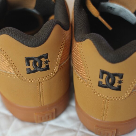 DC skate shoes - Picture 2 of 6